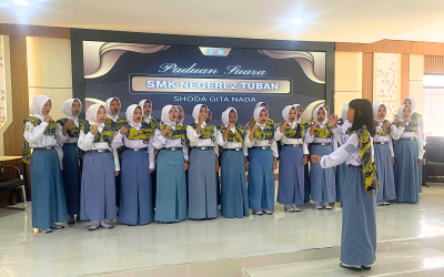 Paduan Suara “Shoda Gita Nada” SMKN 2 Tuban Gaungkan Harmoni pada Kompetisi HUT Ke-80 Provinsi Jawa Timur